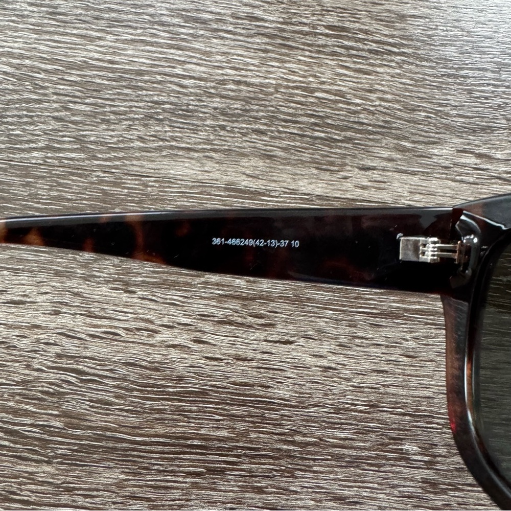 Tortoise Shell Sunglasses - Picture 5 of 5